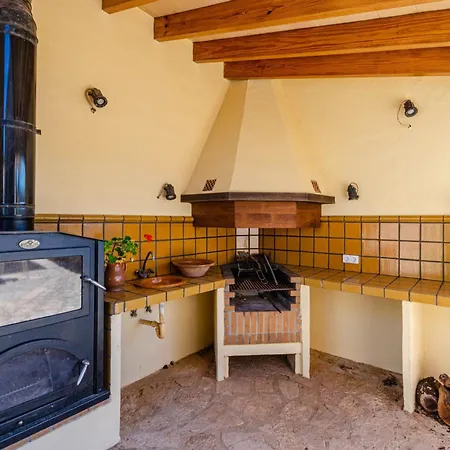 Guest house Yourhouse Porreti Sa Rota Lloret de Vistalegre
