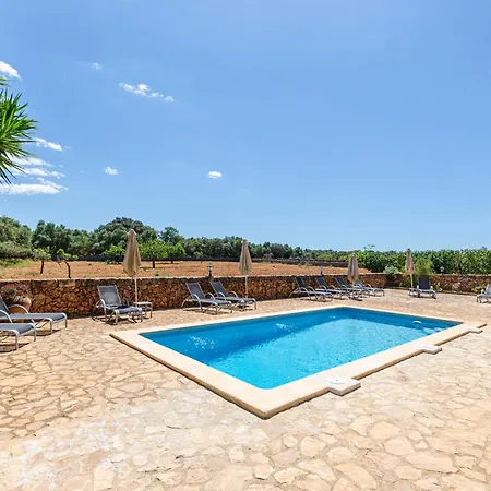 Guest house Yourhouse Porreti Sa Rota Lloret de Vistalegre