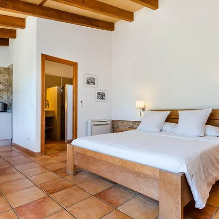 Yourhouse Porreti Sa Rota 3*