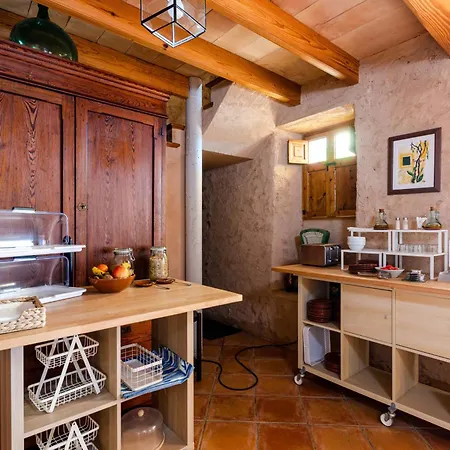 Yourhouse Porreti Sa Rota Guest house Lloret de Vistalegre